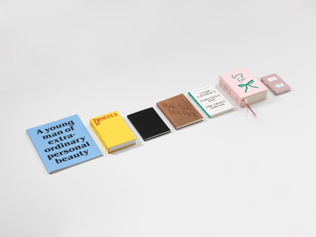 4corners_familiarsgroup_print