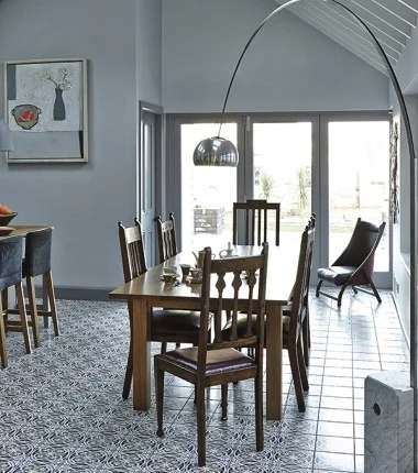 Chic ceramic tiles in kitchen