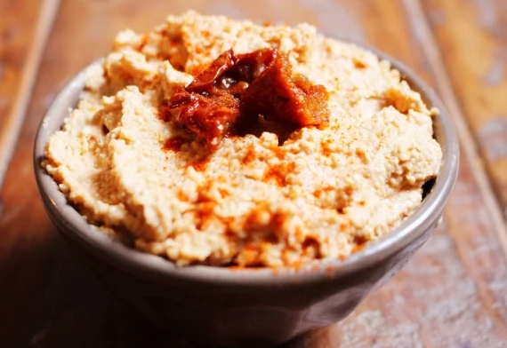 Sun dried tomato hummus