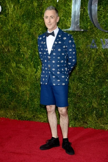 Gallery: Fashion From The Tony Awards Red Carpet