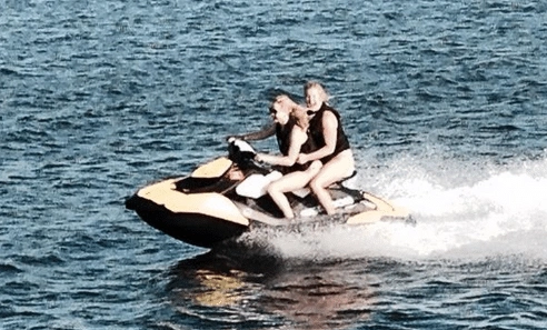 Amy Schumer And Jennifer Lawrence Are The Ultimate Gal Pals