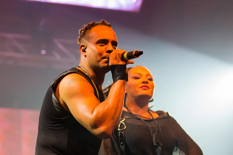 2014334004255_2014-11-29_sunshine_live_-_die_90er_live_on_stage_-_sven_-_1d_x_-_1353_-_dv3p6352_mod