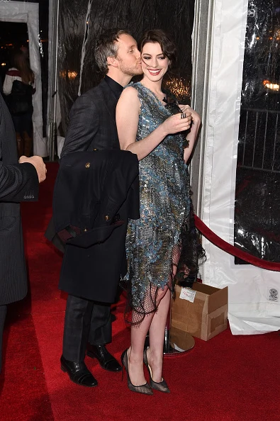 NEW YORK, NY - NOVEMBER 03:  Adam Shulman (L) and Anne Hathaway attend the "Interstellar" New York premiere at AMC Lincoln Square Theater on November 3, 2014 in New York City.  (Photo by Andrew H. Walker/Getty Images)