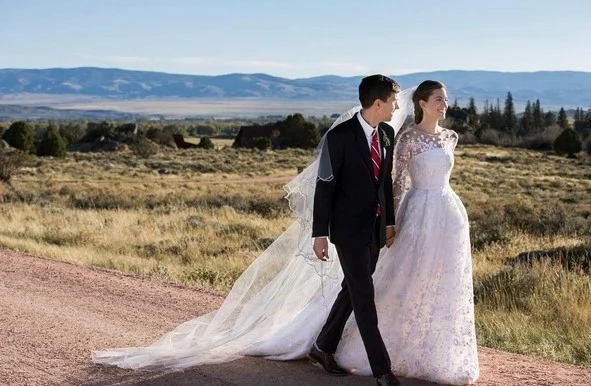 ‘Girls’ Actress Allison Williams Ties The Knot