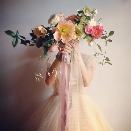 3 Chilled-Out Wedding Flower Styles… Is One Right For You?