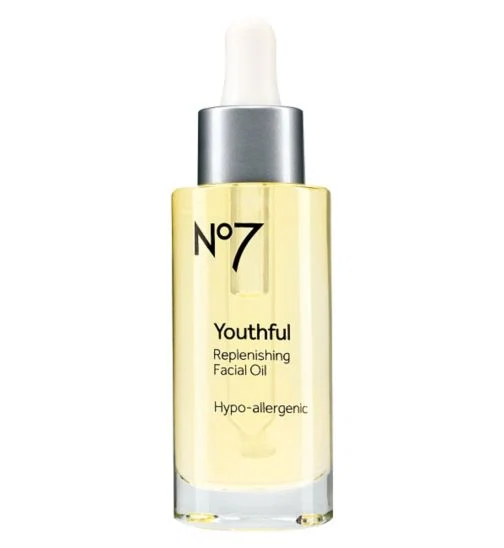 No7 Youthful Replenishing Facial Oil , €30.50