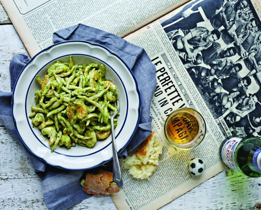 What to eat this weekend: Trofie pasta with prawns and homemade pesto