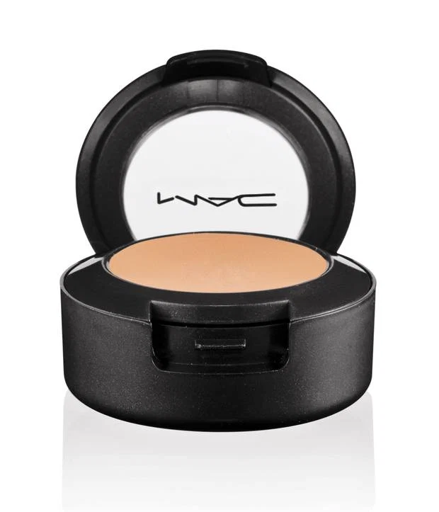 MAC Concealer
