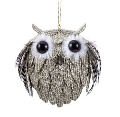 27 Pretty Christmas Baubles For Your Tree