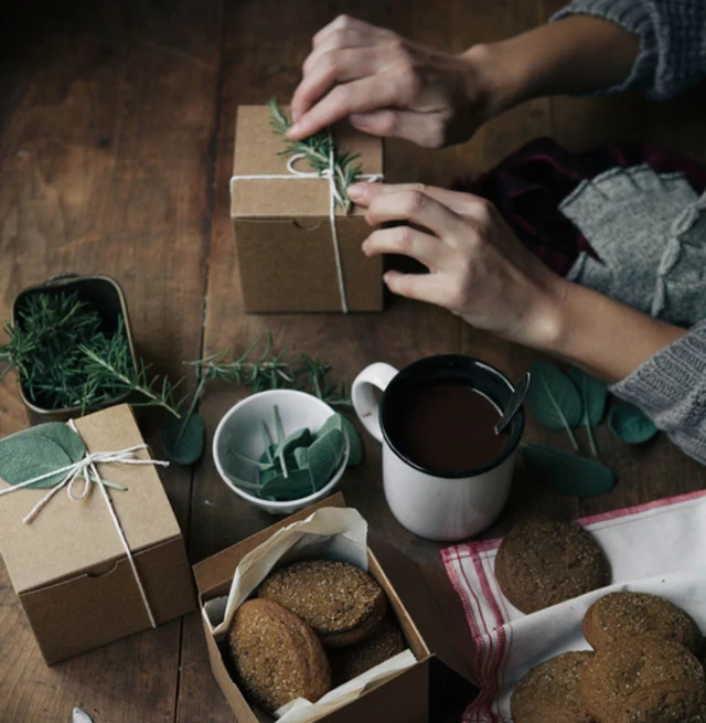 Interiors Pinspiration: Festive Wrapping with Foliage