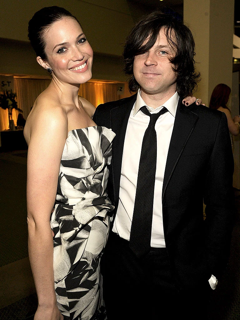 mandy-moore-768