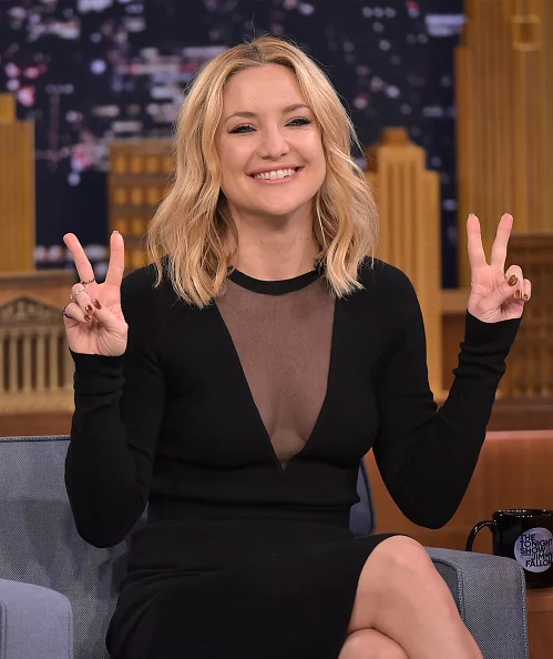 NEW YORK, NY - JANUARY 25: Kate Hudson Visits "The Tonight Show Starring Jimmy Fallon" on January 25, 2016 in New York City. (Photo by Theo Wargo/Getty Images for NBC)