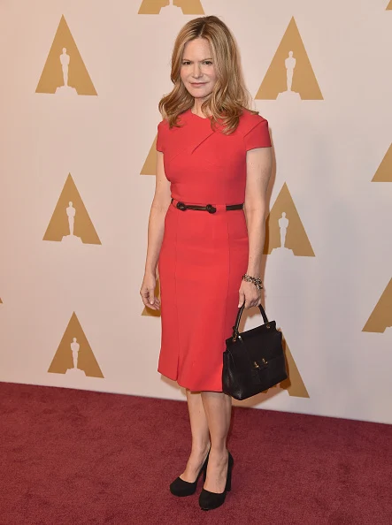 BEVERLY HILLS, CA - FEBRUARY 08: Actress Jennifer Jason Leigh attends the 88th Annual Academy Awards nominee luncheon on February 8, 2016 in Beverly Hills, California. (Photo by Kevin Winter/Getty Images)