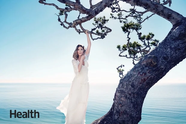 ashley-benson-health-zoom-03-14146127-916a-47a9-8ac8-1e11ac5f06b9