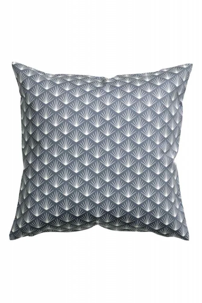 Patterned cushion cover €4.99