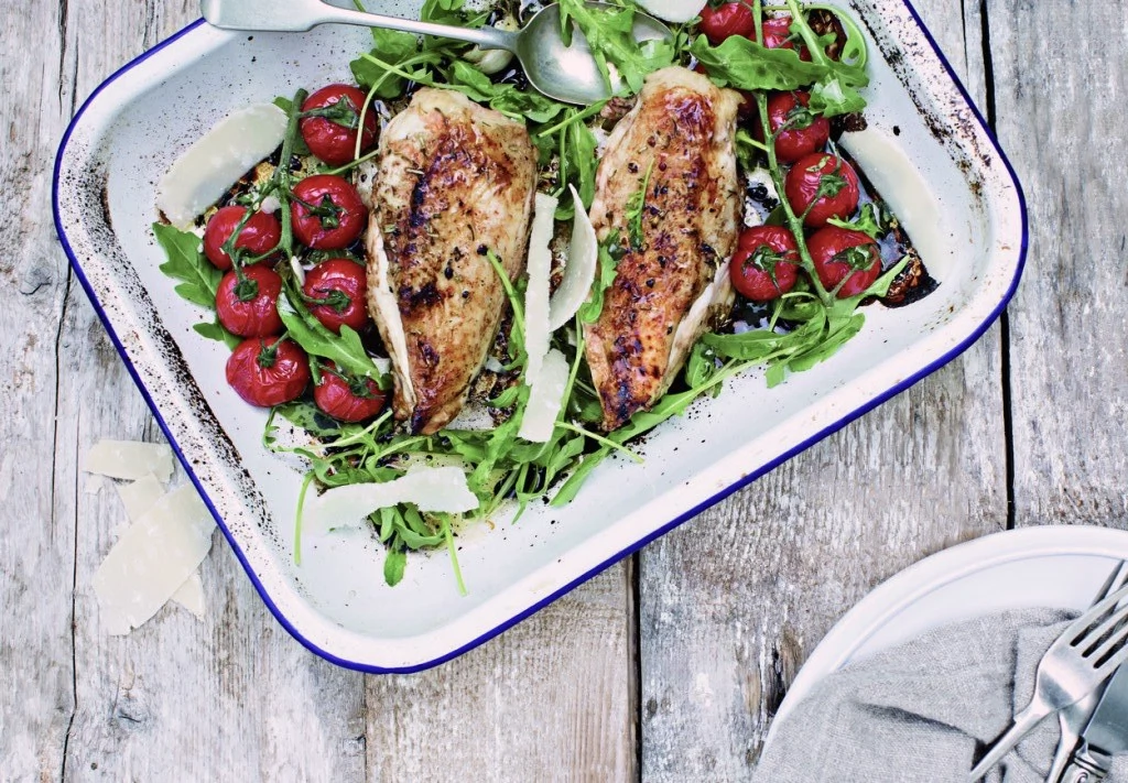 What to make this weekend: Balsamic roast chicken with rocket, roast tomatoes and Parmesan