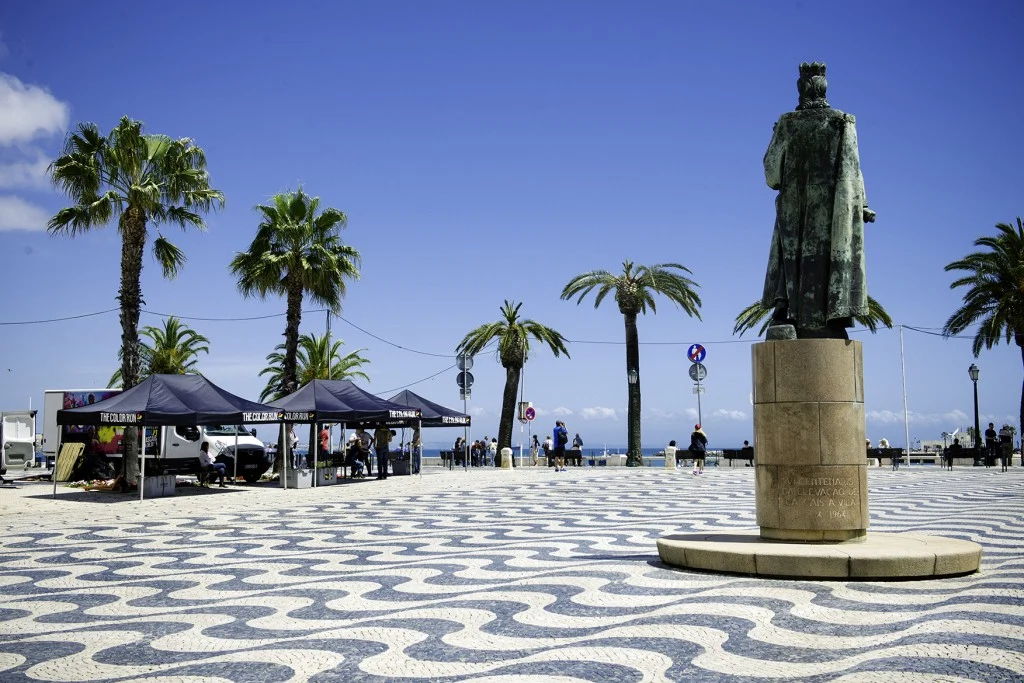main_square_cascais copy