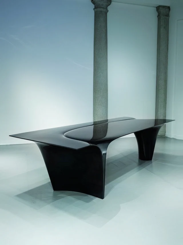 Mew Table by Zaha Hadid for Sawaya&Moroni