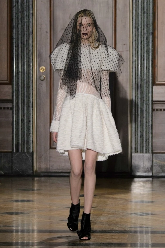 AW16C-STheallet-049