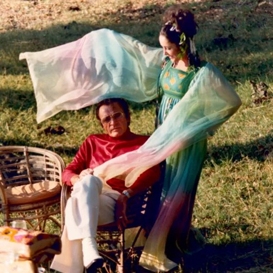 Color candid photograph of married actors Elizabeth Taylor and Richard Burton, circa 1965-1975. (Photo by Stanley Bielecki Movie Collection/Getty Images)