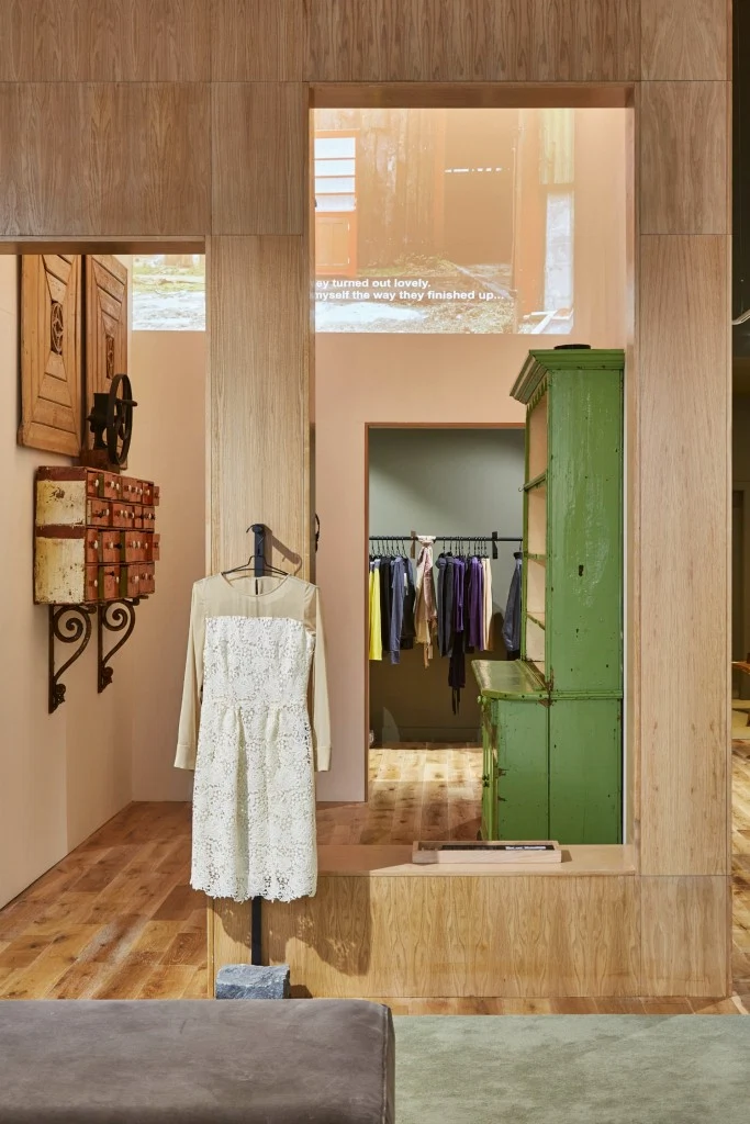 2220160228 So Collective 004