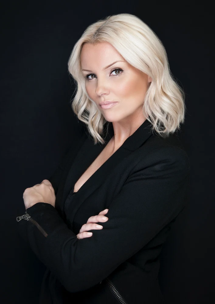 Paula Callan - Profile Shot