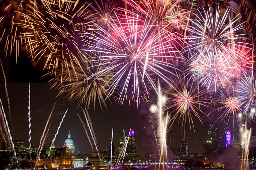 firework-and-night-view-of-st-pauls-cathedral