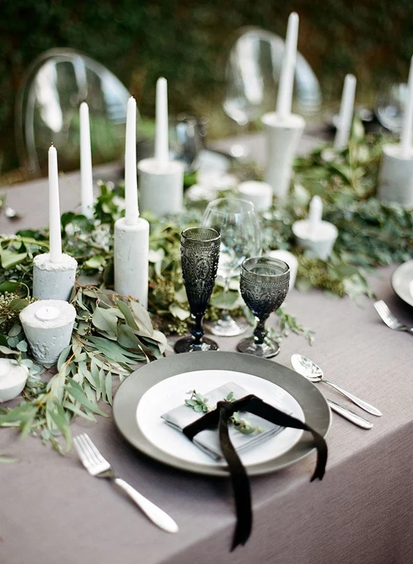 classic-winter-wedding-inspiration-with-a-black-whitegrey-and-green-palette