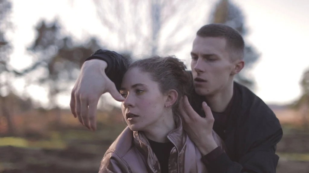 Watch: This Haunting Ad Highlights Domestic Abuse Through Dance Watch: This Haunting Ad Highlights Domestic Abuse Through Dance