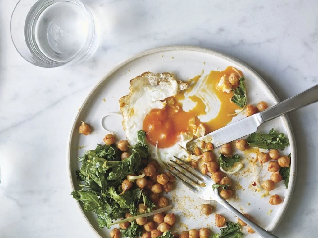 Supper Club: Harissa chickpeas, kale and a fried egg