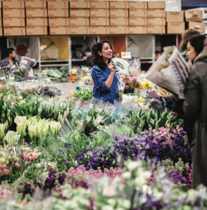 A Day In The Life Of Instagram’s Most In Demand Floral Designer, Kiana Underwood