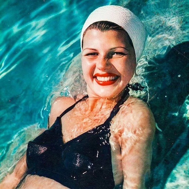 10 Iconic Women Who Rocked A Red Lip