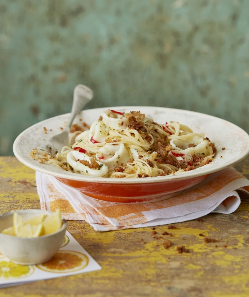 What to eat this weekend: Spaghetti with calamari, rosemary and lemon