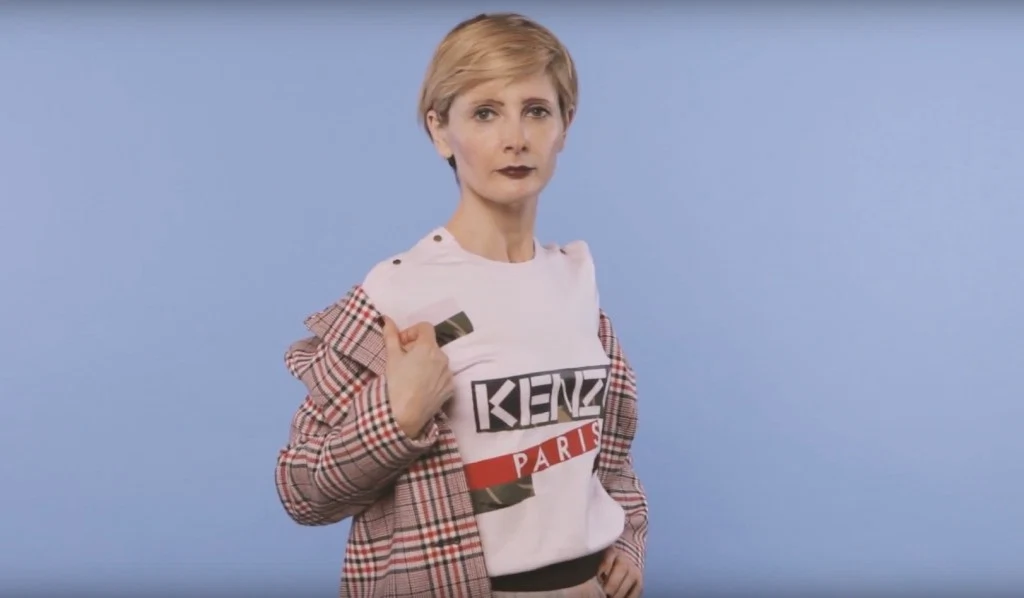 VIDEO: How To make Pink Look Modern