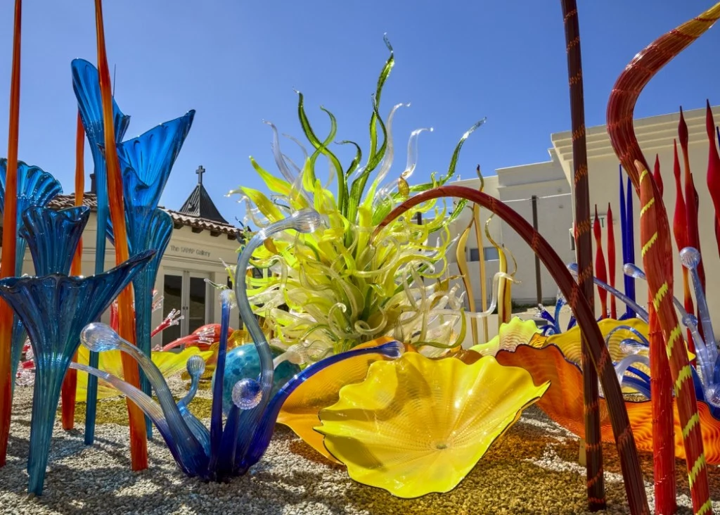 Dave Chihuly Mille Fiori