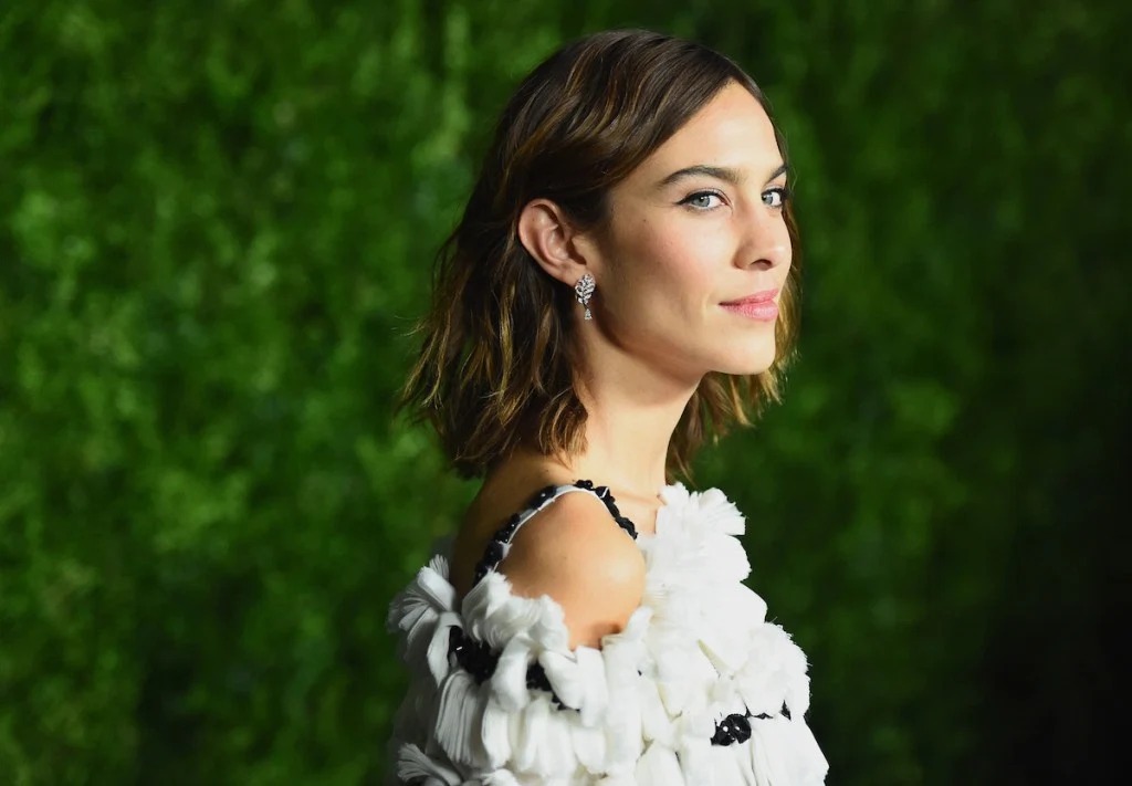 3 Times Alexa Chung Completely Nailed Wearing White (And You Can Too)