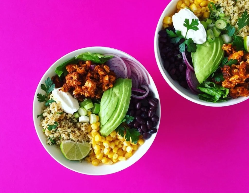 This Is The Healthy, Low Carb, Mexican Burrito Bowl Of Your Dreams This Is The Healthy, Low Carb, Mexican Burrito Bowl Of Your Dreams