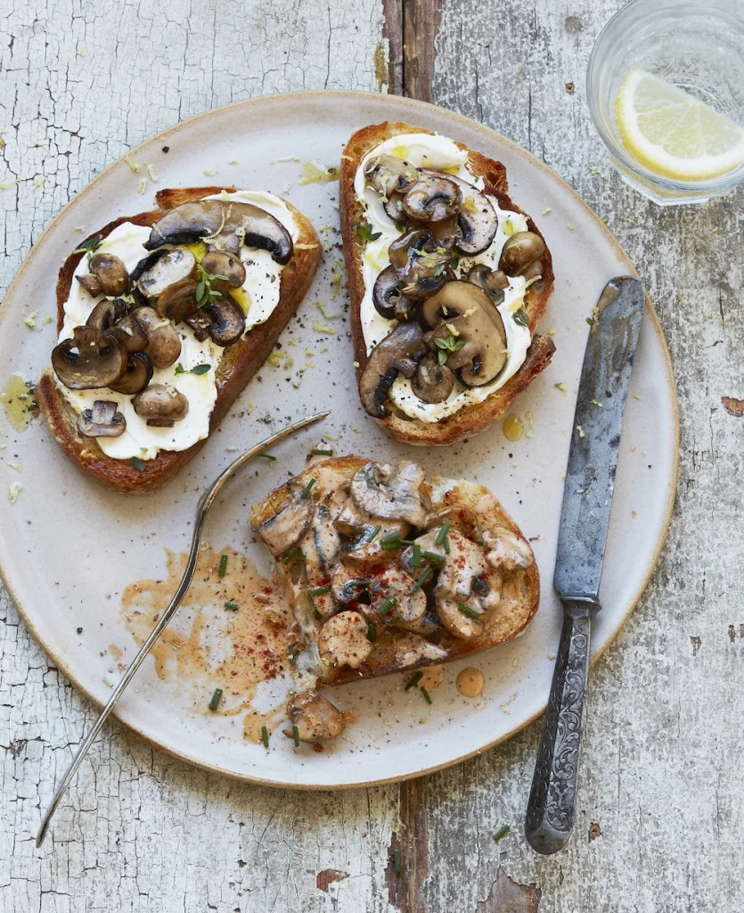 Mushrooms On Toast Two Ways