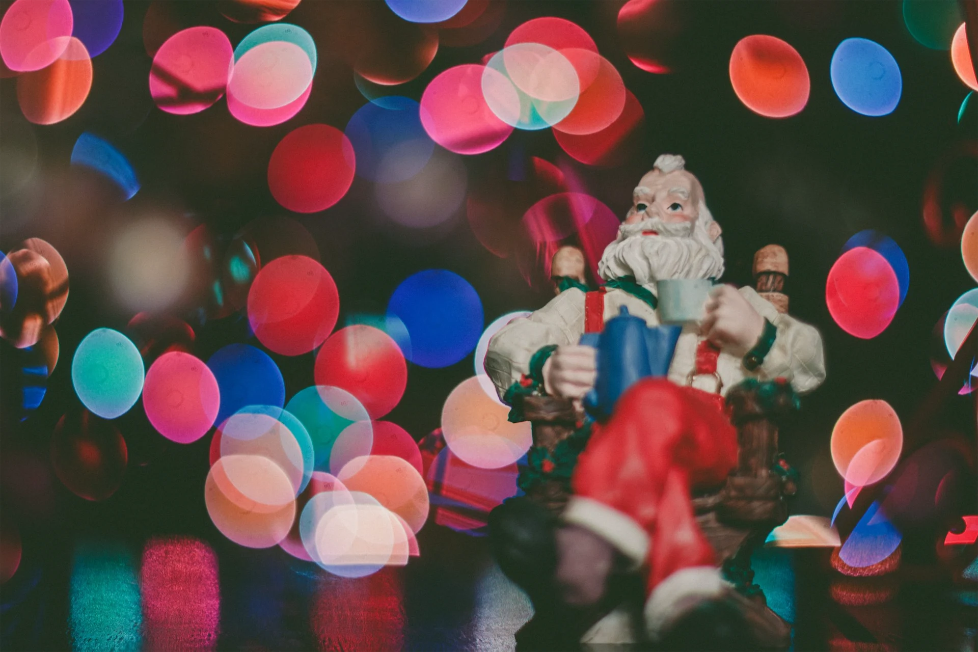 Expectations Versus Reality: 7 Harsh Truths About Christmas With Kids