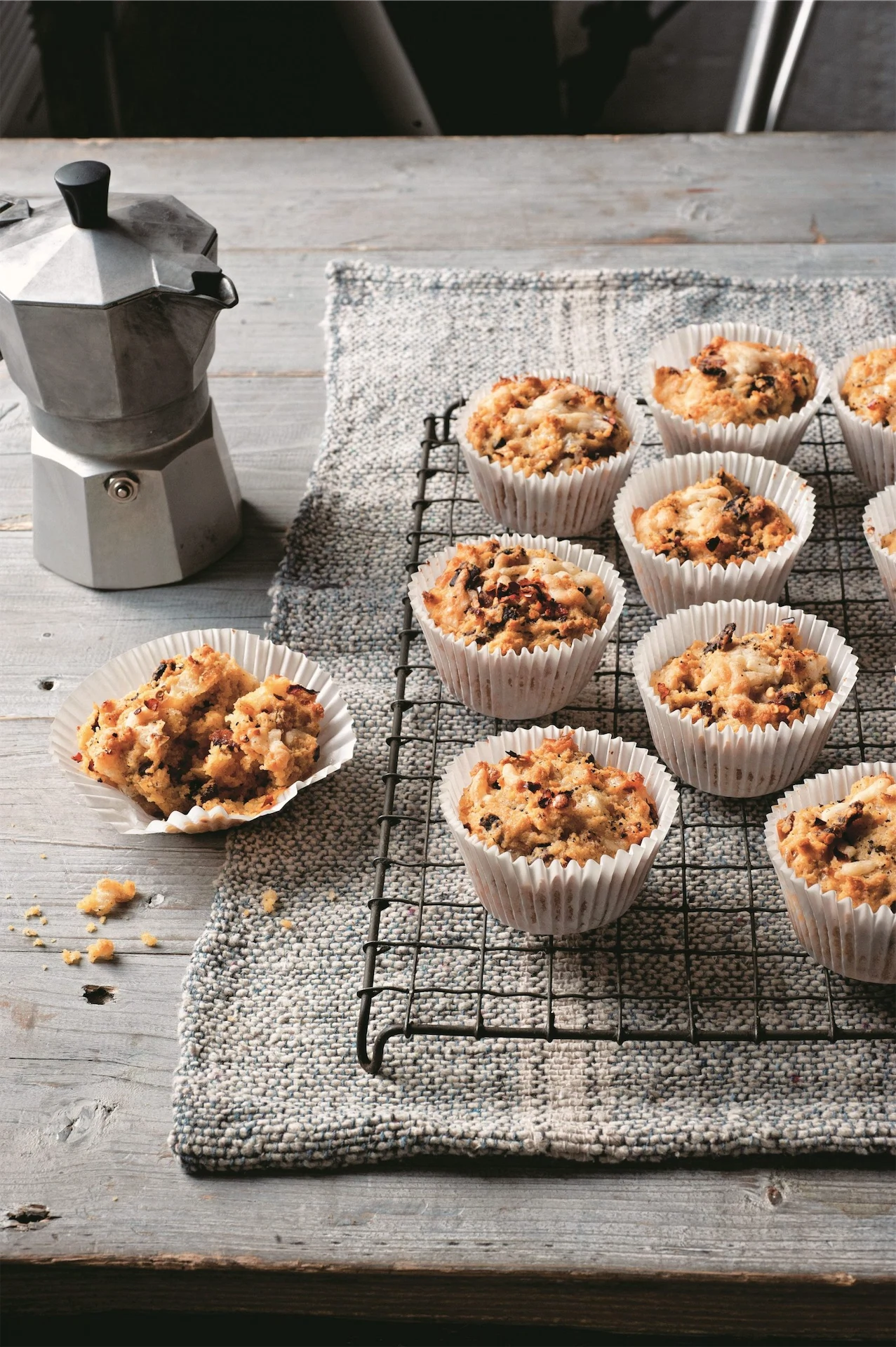 Sunday Brunch: Cheddar & Bacon Cornbread Muffins