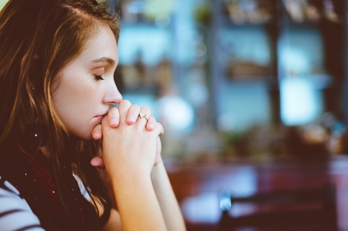 ‘My friends are dating each other. One of them is cheating. Who should I tell?’