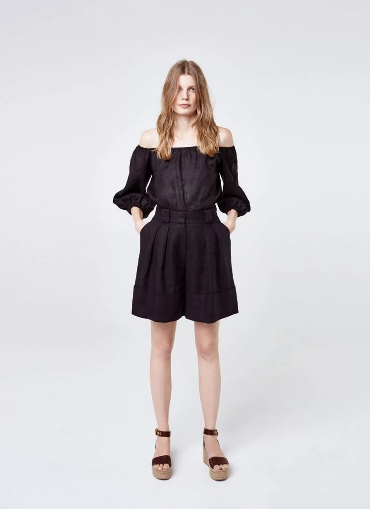 Linen Bermuda shorts, €115 at uterque.com