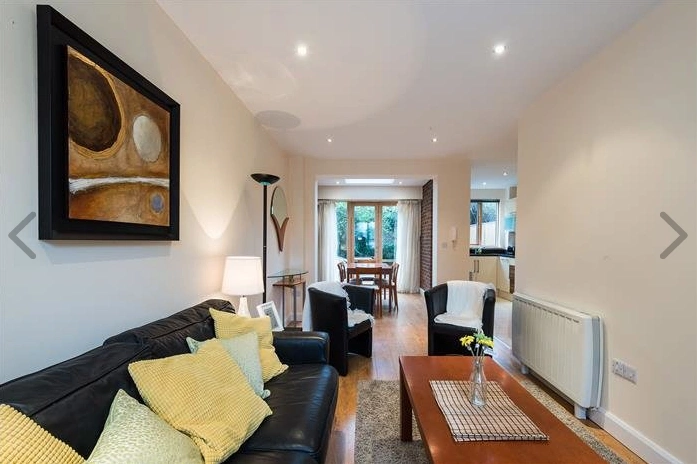 Drumcondra, living room