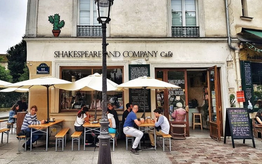 Picture perfect cafes in Paris that’ll make you want to book a trip ASAP