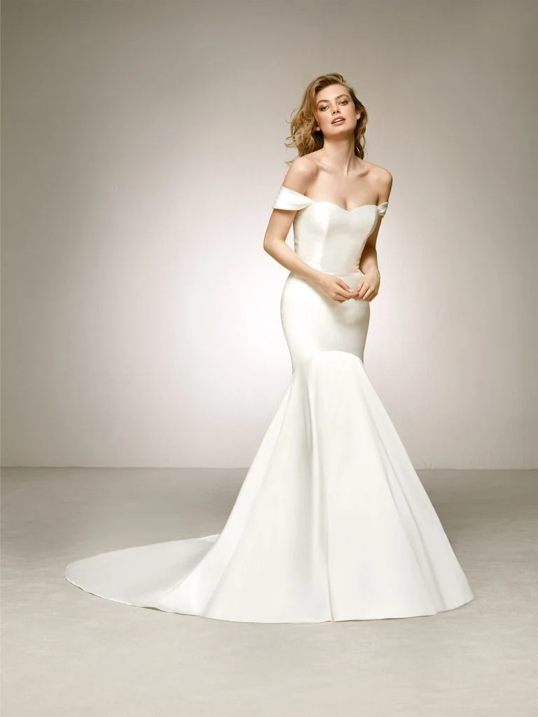 Sweetheart neckline gown by Pronovias Delco, €1,200 at thewhiteroom.ie