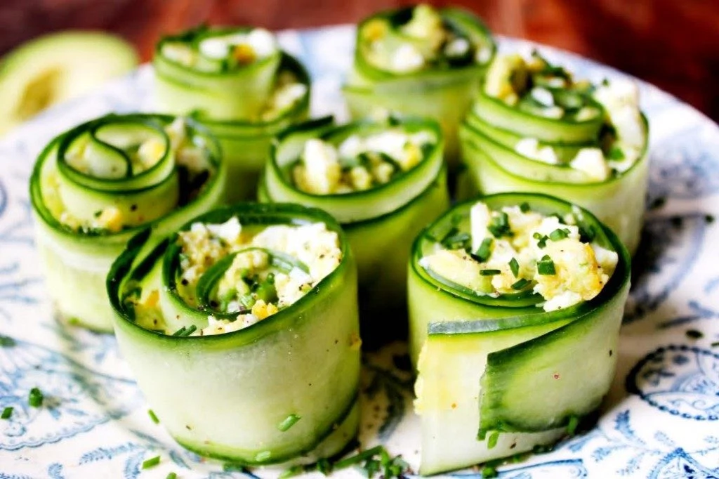 Avocado egg and cucumber rolls