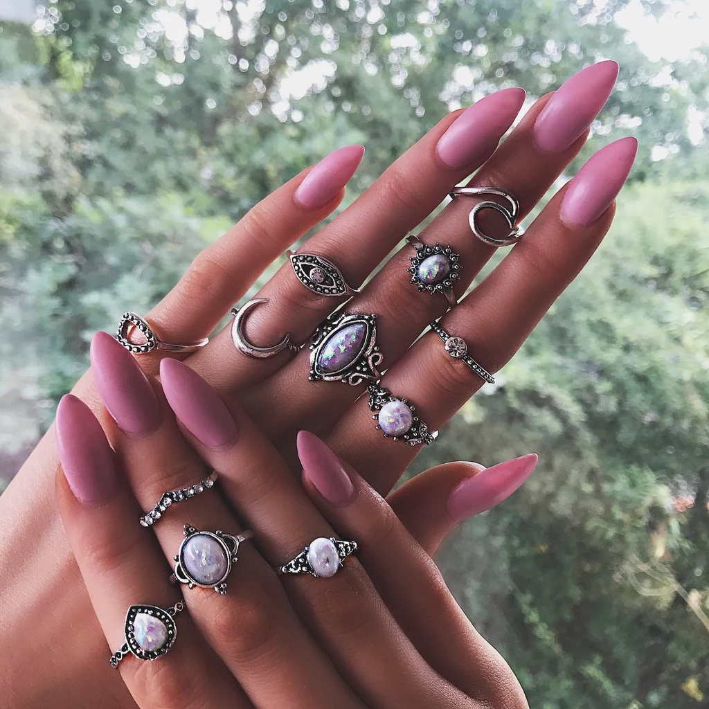 Glow opal ring set, €20.24 at bohomoon.com