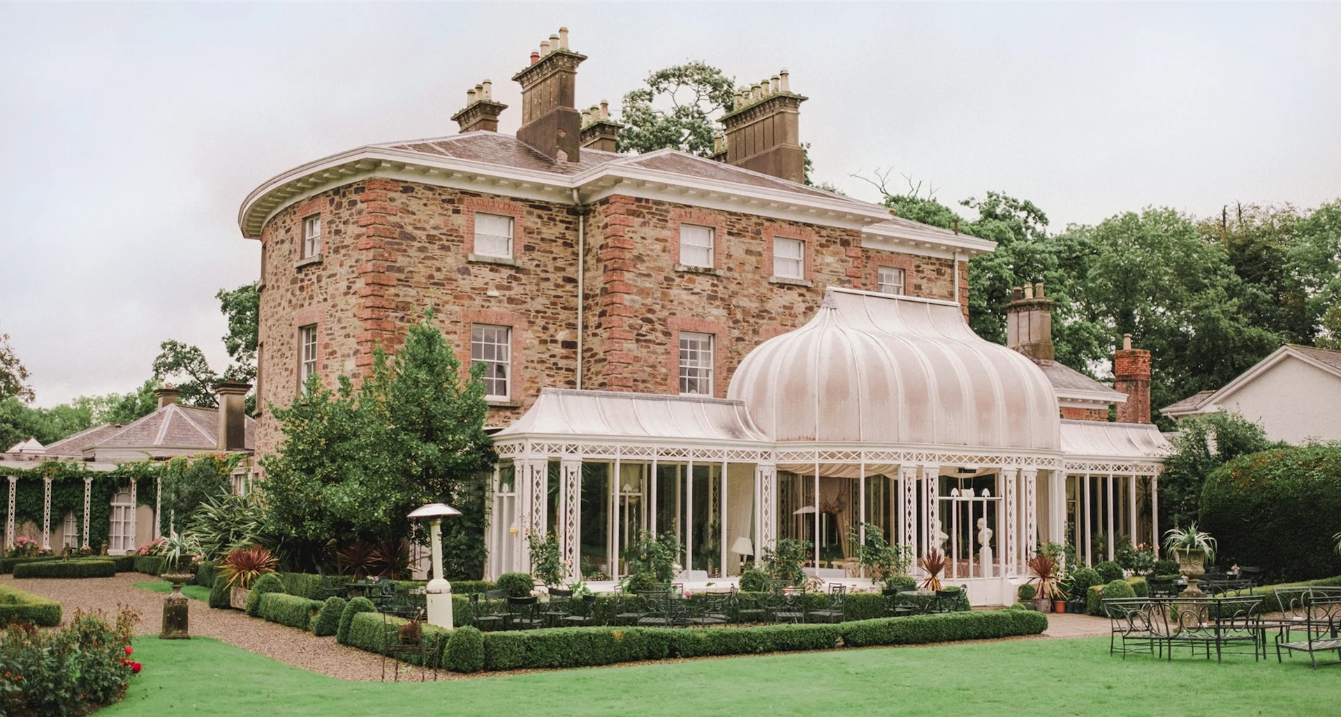 Mini-moons: the best mini escapes in Ireland after the big day