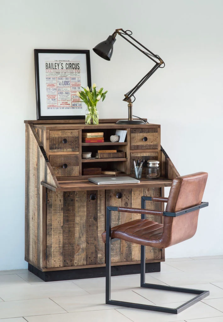 Arnott's flea market bureau was €959 now €479