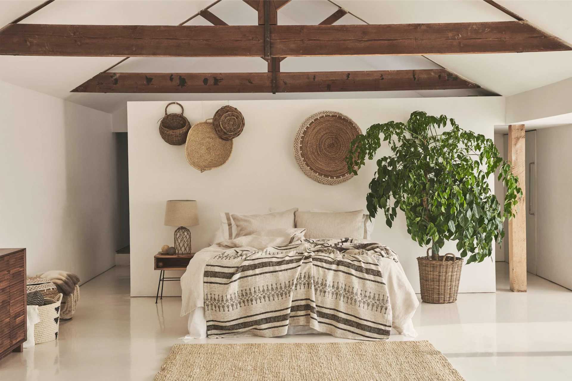 Zara Home’s new collection is a return to warm, natural textures – and we’re into it